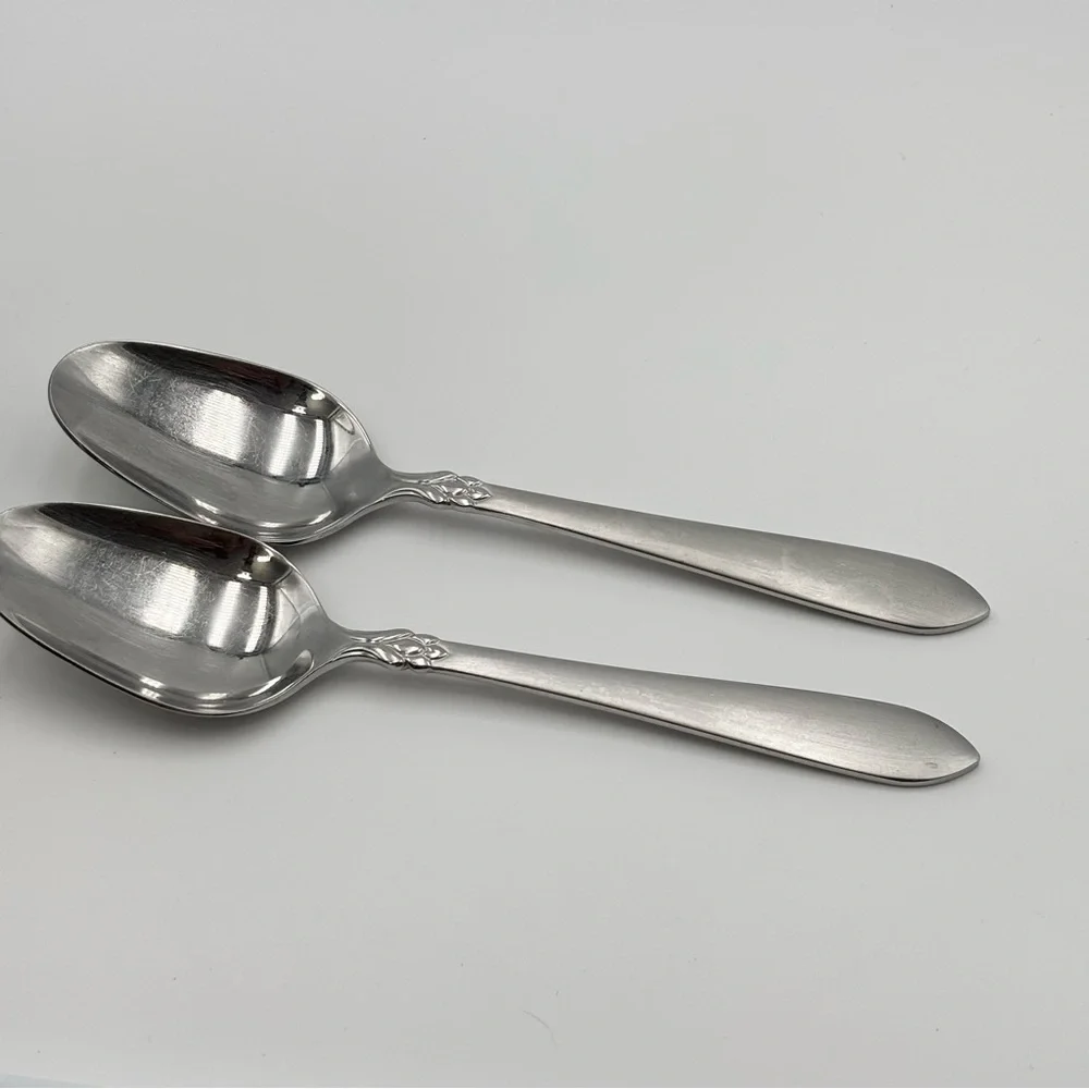 Oneida vintage Community‎ Queen Bess II silver-plated spoons 18/10